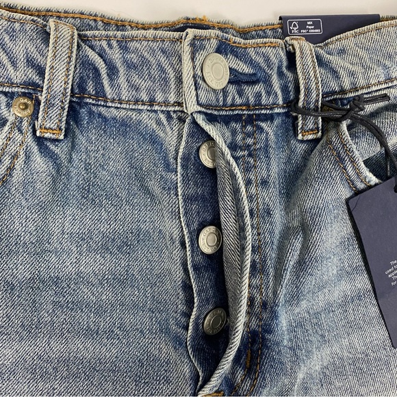 Gap Indigo Destroyed Style Button Down Jean Shorts Women’s 26 High Rise 3” Short - Picture 4 of 7